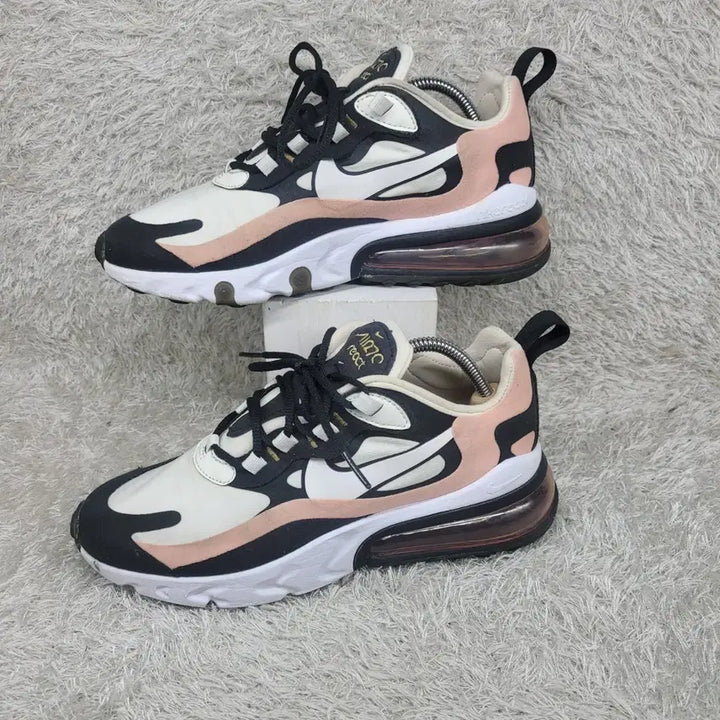 [BUNJANG] Nike Air Max 270 React Sneakers (Used) / 구제짱짱맨 240 나이키 에어맥스270 리액트 스니커즈