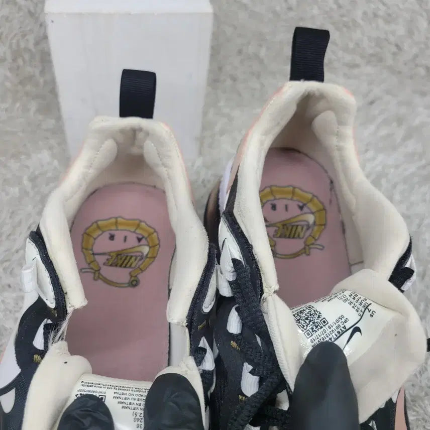 [BUNJANG] Nike Air Max 270 React Sneakers (Used) / 구제짱짱맨 240 나이키 에어맥스270 리액트 스니커즈