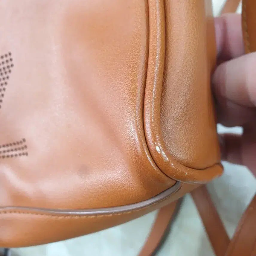 [BUNJANG] Hazzys Crossbody Bag / 헤지스 크로스백 사진참고
