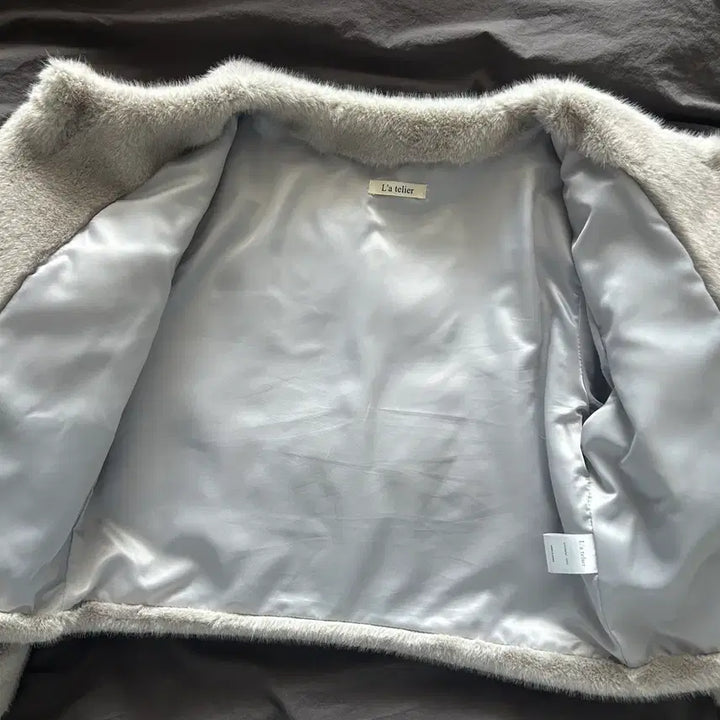 [BUNJANG] Lapalier Eve Fur Jacket - Gray / 라플리에 이브 퍼자켓 그레이 eve fur