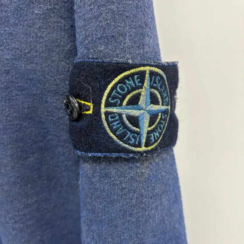[BUNJANG] Stone Island Dust M Patch Crewneck / [M]스톤아일랜드 와펜패치 더스트 맨투맨