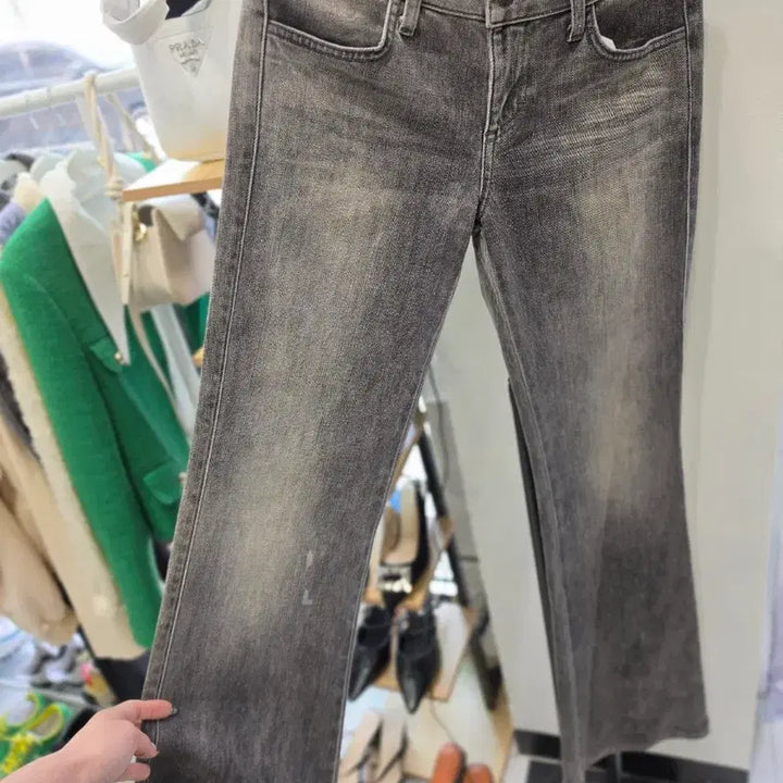 [BUNJANG] SIWY Low-Rise Grey Wash Denim Pants Size 26 / 씨위 로우라이즈 그레이 워싱 데님 팬츠 26