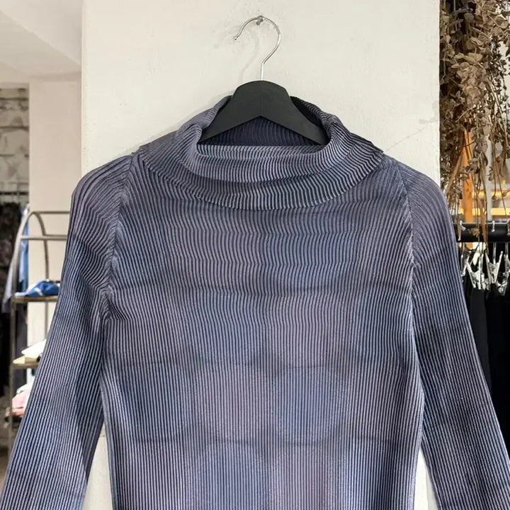 [BUNJANG] Issey Miyake A-POC Violet High Neck Long Sleeve Top / 이세이 미야케 에이폭 바이올렛 하이넥 롱 슬리브 탑