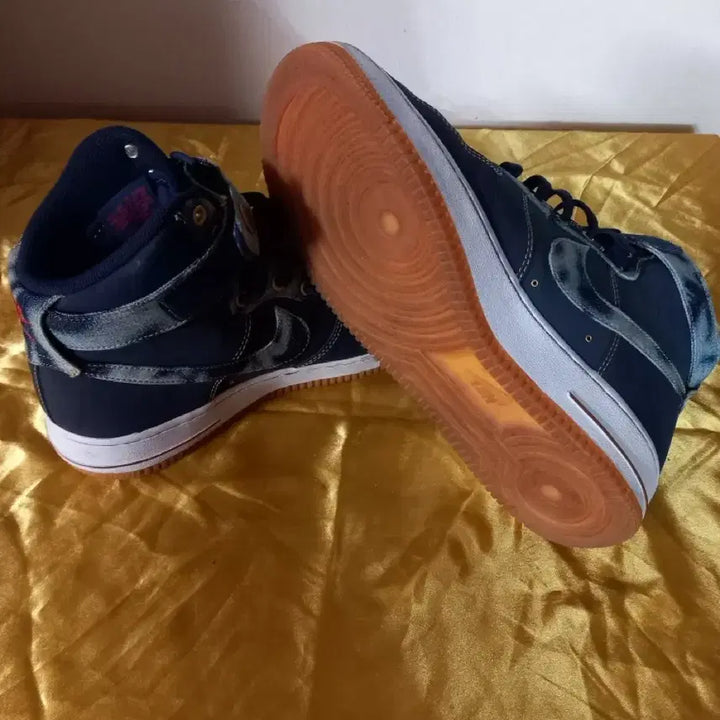 [BUNJANG] Nike Air Force 1 High Navy Denim Sneakers / 나이키 에어포스1 하이탑 네이비 데님 (Air Force 1 High)