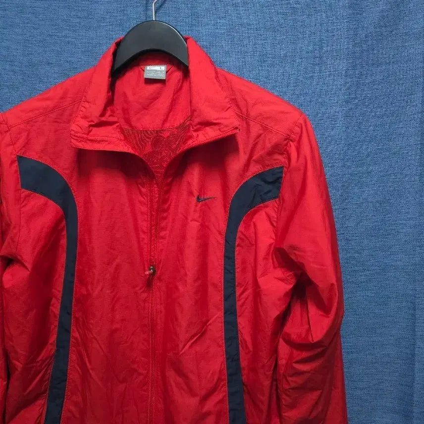 [BUNJANG] Nike Red Windbreaker L Size / 나이키 레드 바람막이 L 사이즈
