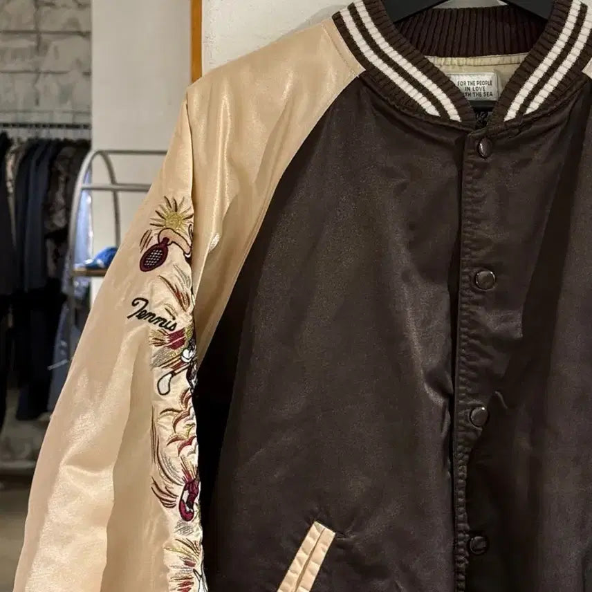[BUNJANG] Captain Santa Brown Sports Embroidered Sukajan Jacket / 캡틴 산타 브라운 스포츠 자수 스카쟌 자켓