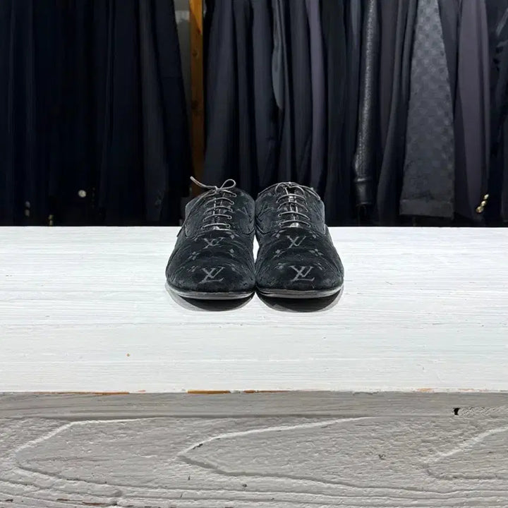 [BUNJANG] Louis Vuitton Monogram Velvet Oxford Shoes / 루이비통 블랙 모노그램 벨벳 옥스퍼드 슈즈