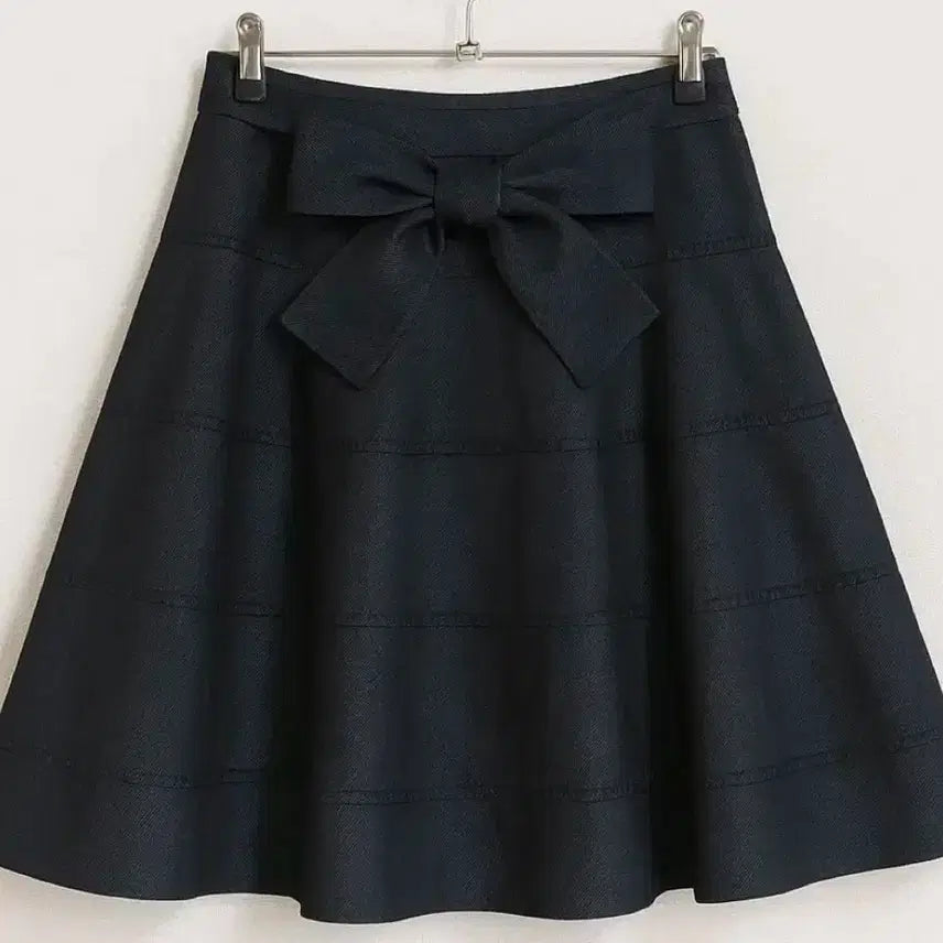 [BUNJANG] TO BE CHIC Ribbon Flare Skirt / JPN 리본 플레어 스커트/A라인/하객룩 출근룩 데이트룩 데일리룩