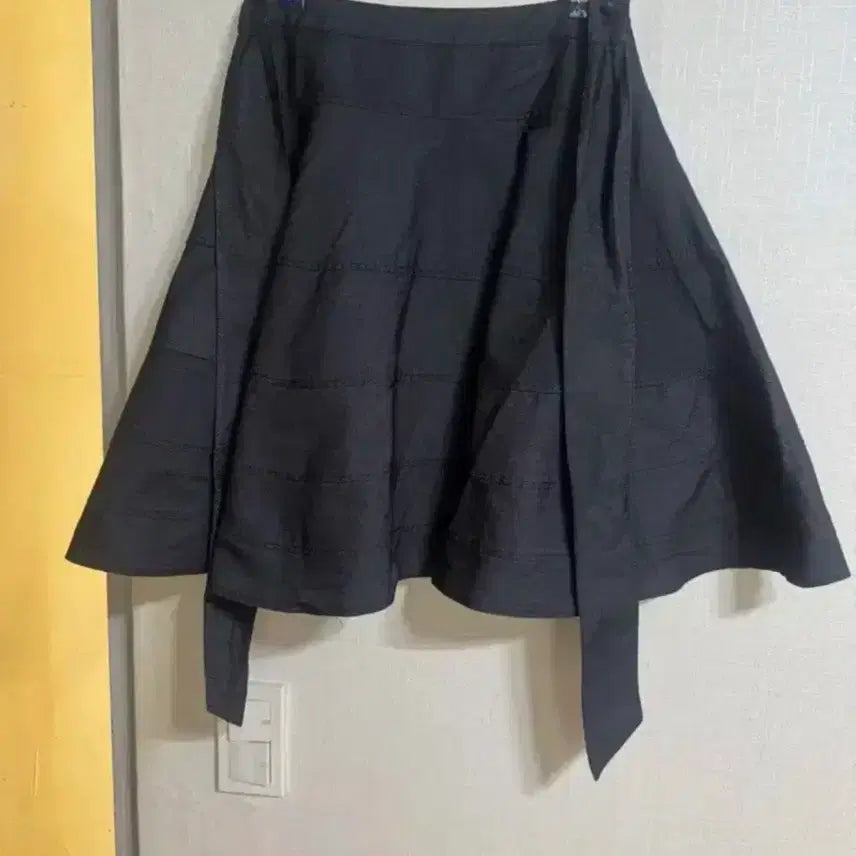[BUNJANG] TO BE CHIC Ribbon Flare Skirt / JPN 리본 플레어 스커트/A라인/하객룩 출근룩 데이트룩 데일리룩