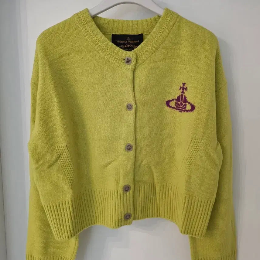 [BUNJANG] Vivienne Westwood Lime Green Cardigan / 비비안웨스트우드 라임색 가디건
