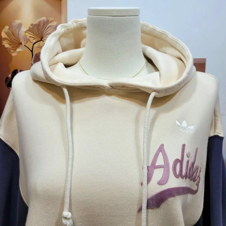 [BUNJANG] Adidas Parkaiyan Cropped Hoodie / 아디다스 파카이안 크롭 후디