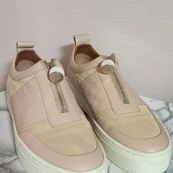 [BUNJANG] Lanvin Collection Suede Leather Sneakers / 한섬 랑방컬렉션 스웨이드가죽 스니커즈 240