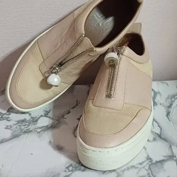 [BUNJANG] Lanvin Collection Suede Leather Sneakers / 한섬 랑방컬렉션 스웨이드가죽 스니커즈 240