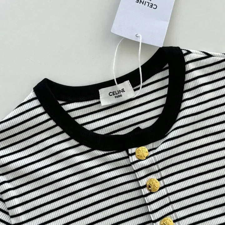 [BUNJANG] CLN Gold Button Ribbed Knit Top / CLN 골드버튼 골지 니트 1color
