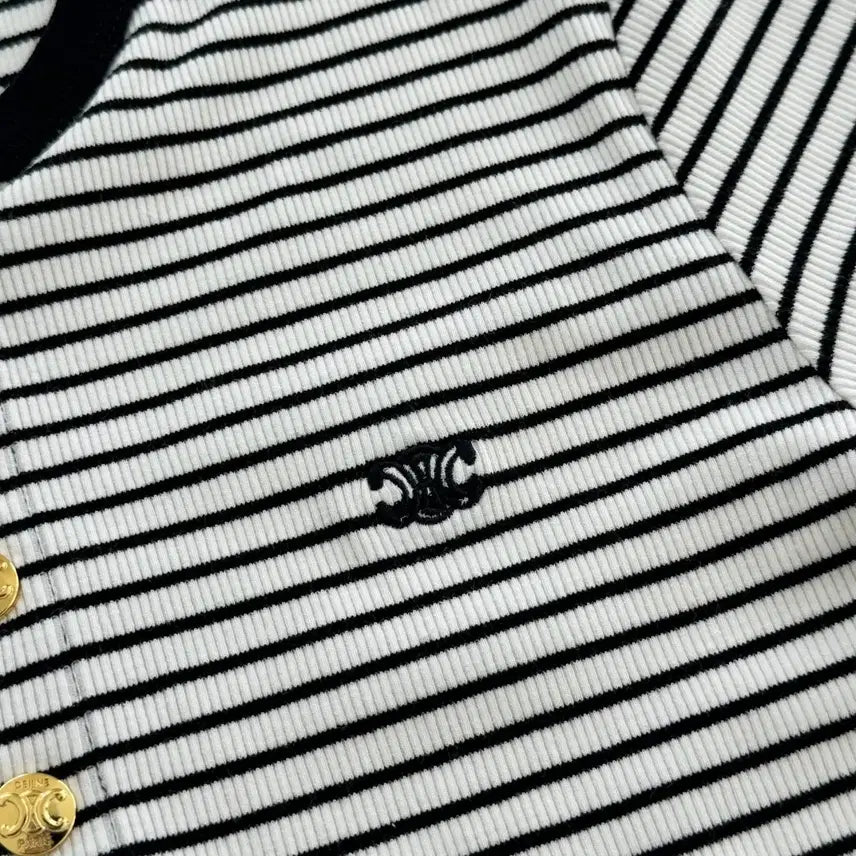 [BUNJANG] CLN Gold Button Ribbed Knit Top / CLN 골드버튼 골지 니트 1color
