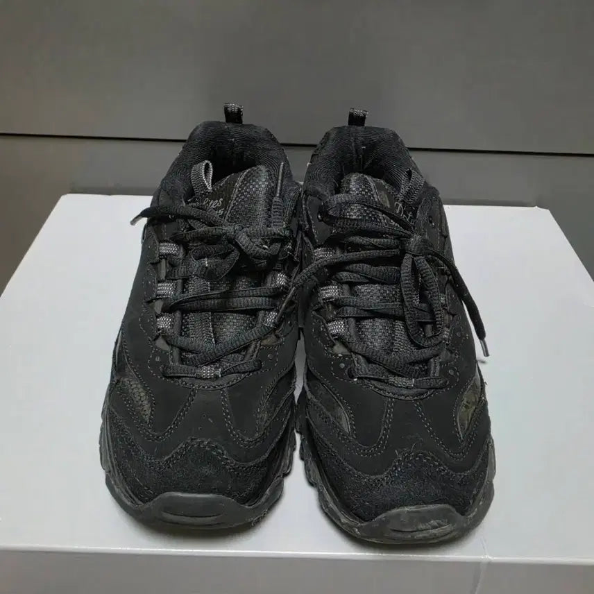 [BUNJANG] Skechers Delight All Black Shoes / 245스케쳐스 딜라이트 올블랙 -618