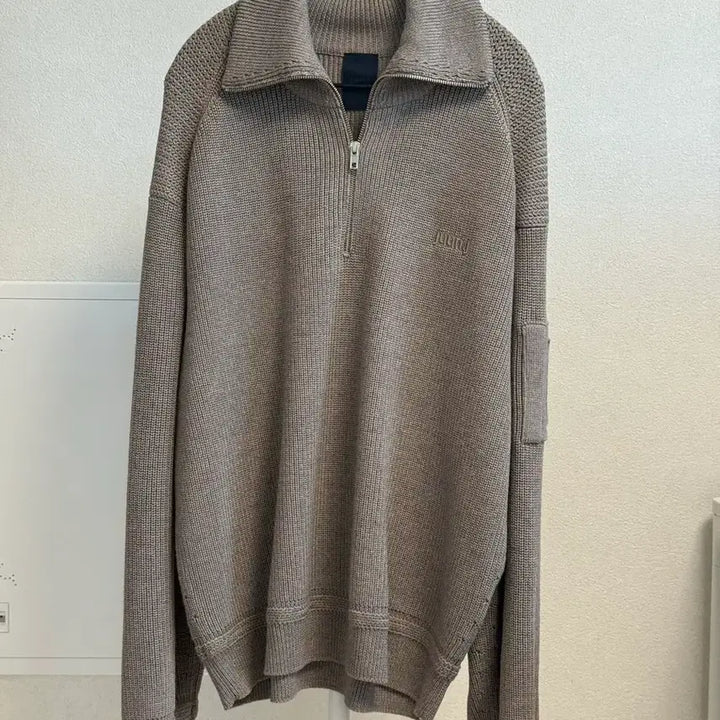 [BUNJANG] Juun.J MA-1 Pocket Half-Zip Knit Pullover Beige / [M] 26SS 준지 MA-1 포켓 하프 집업 니트 풀오버 베이지