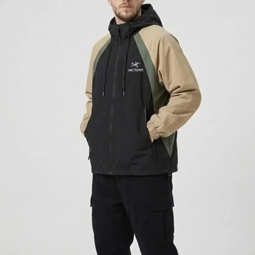 [BUNJANG] Embroidered Logo Oversized Raglan Hoodie Windbreaker Jacket / 자수로고 오버핏 나그랑 후디 바람막이 점퍼