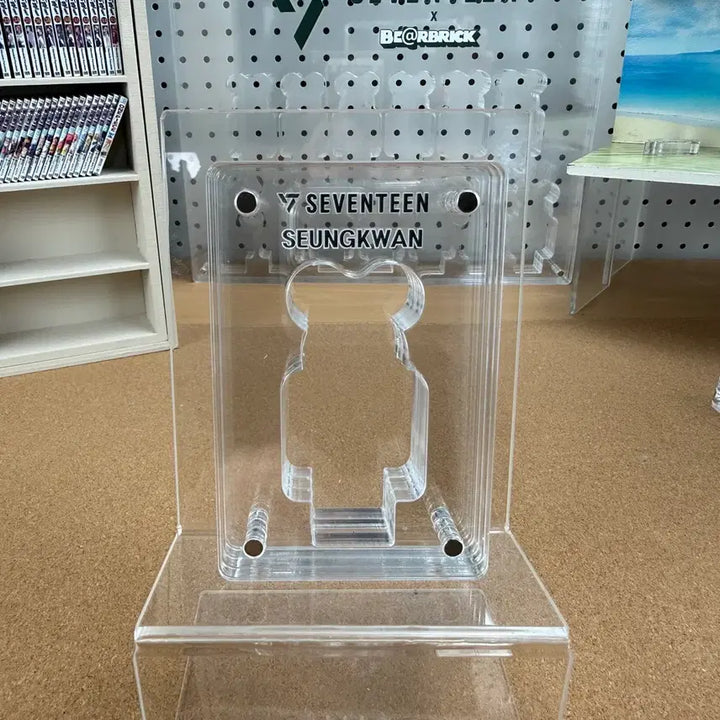 [BUNJANG] Seventeen SeungKwan Bearbrick Display Case / 세븐틴 베어브릭 전용 1구 쇼케이스 승관 케이스