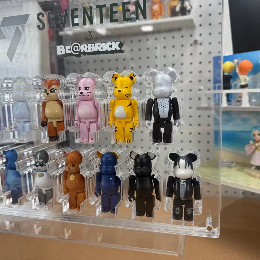 [BUNJANG] SEVENTEEN Bearbrick 13-Cube Acrylic Showcase / 세븐틴 베어브릭 13구 아크릴쇼케이스 로고상단형