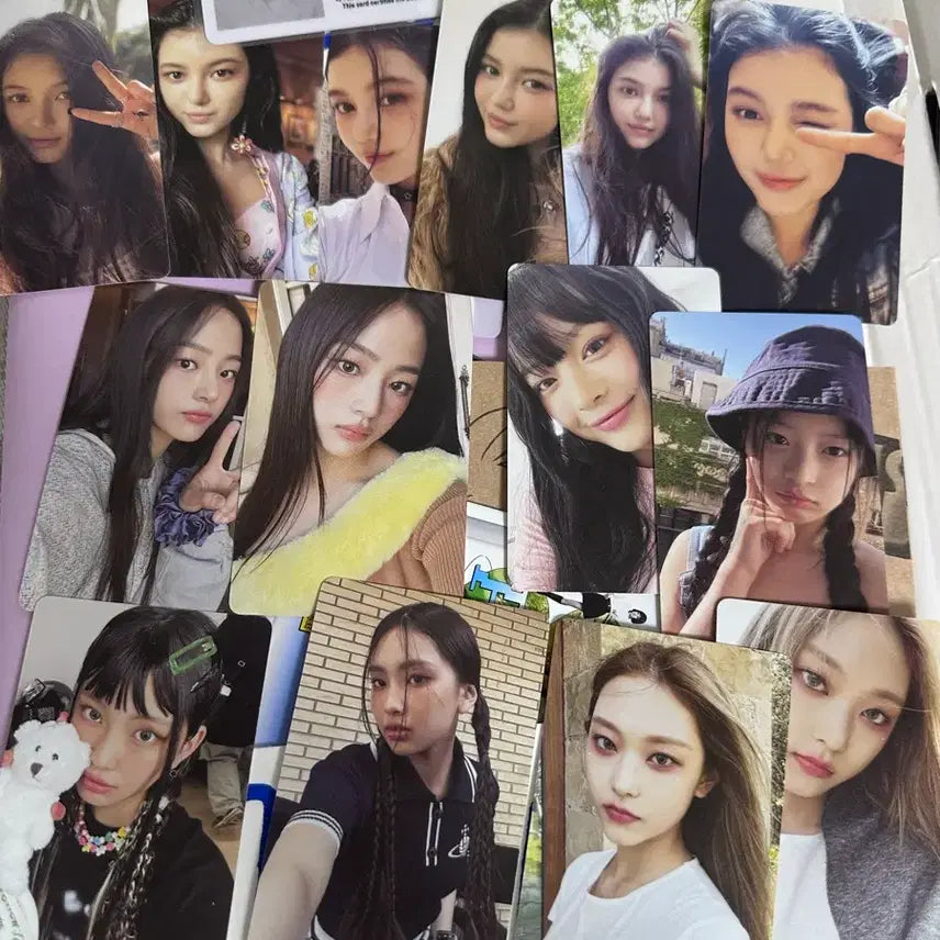 [SOLD OUT] 뉴진스 블루북 개봉앨범 포카 민지 하니 다니엘 해린 혜인