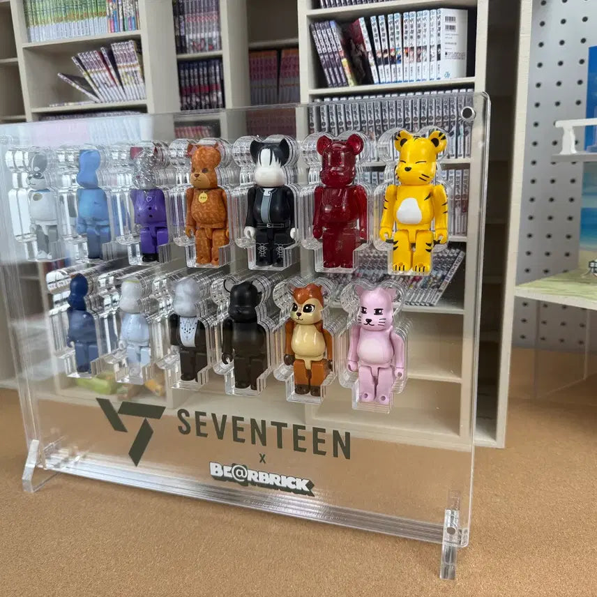 [BUNJANG] Seventeen Bearbrick 13-Cube Acrylic Showcase / 세븐틴 베어브릭 13구 아크릴 쇼케이스 로고 하단형
