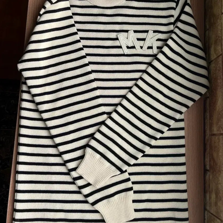 [BUNJANG] Maison Kitsune MK Knit Sweater (M) / 메종키츠네 MK니트 M사이즈