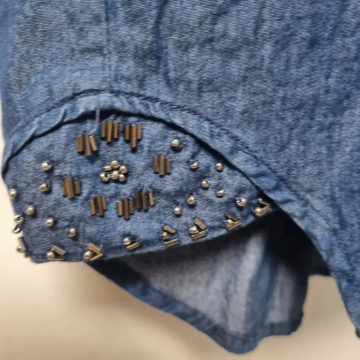 [BUNJANG] Denim Long Shirt Tunic with Beaded Embellishments / 데님 롱 셔츠 튜닉 카라 비즈 장식77이상