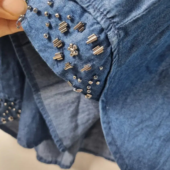 [BUNJANG] Denim Long Shirt Tunic with Beaded Embellishments / 데님 롱 셔츠 튜닉 카라 비즈 장식77이상