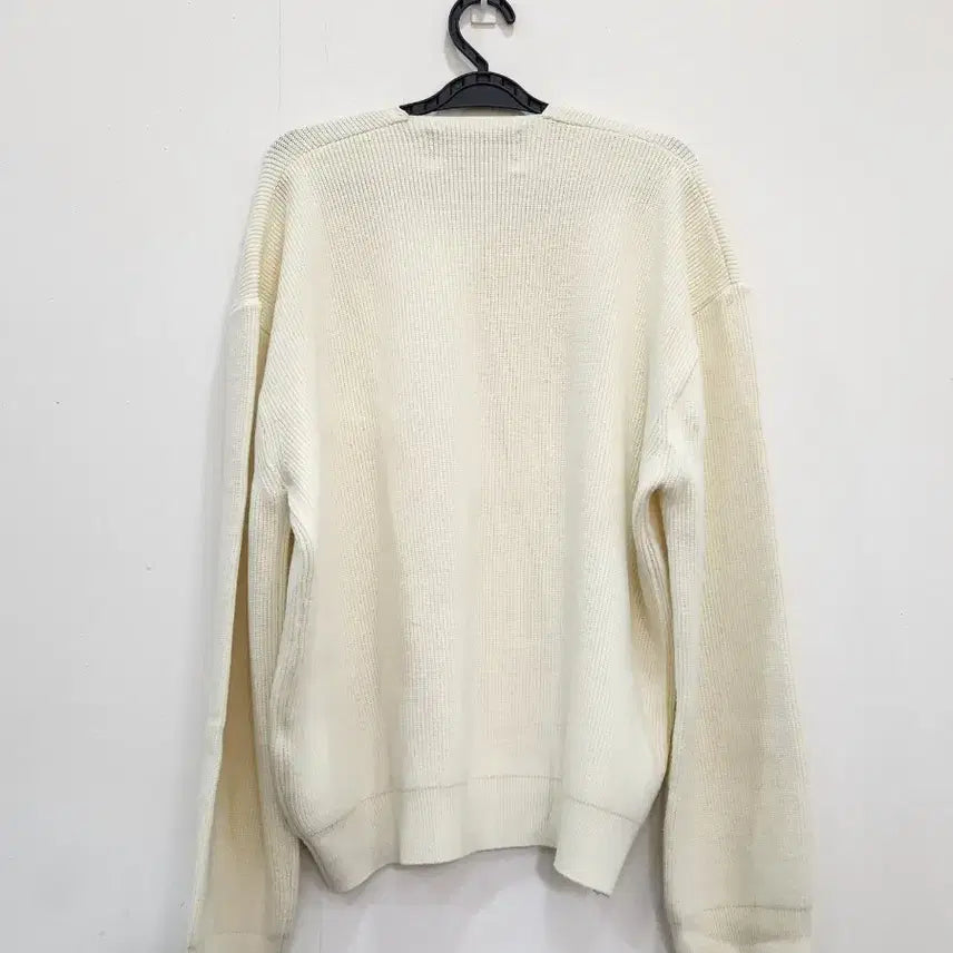 [BUNJANG] Anouz V-Neck Relaxed Fit Knit Ivory Men&