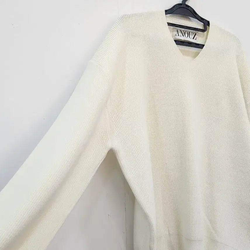 [BUNJANG] Anouz V-Neck Relaxed Fit Knit Ivory Men&