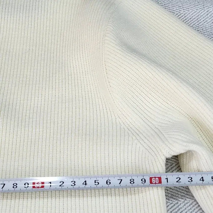 [BUNJANG] Anouz V-Neck Relaxed Fit Knit Ivory Men&