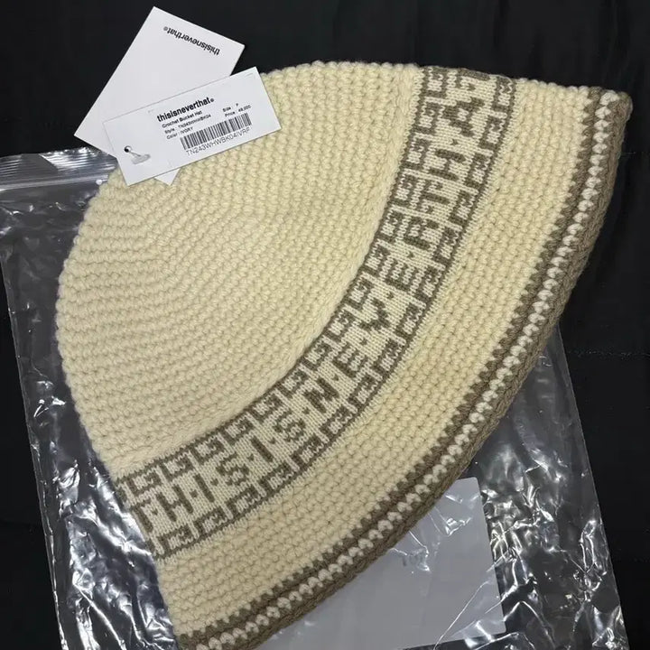 [BUNJANG] thisisneverthat Crochet Bucket Hat Ivory / (새상품) 디스이즈네버댓 크로셰 버킷햇 아이보리