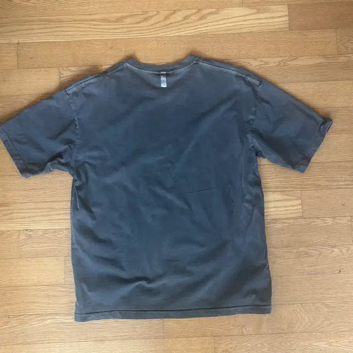 [BUNJANG] NoManual Black Letter Charcoal T-Shirt / 노매뉴얼 BLACK LETTER T-SHIRT - CHARCOAL