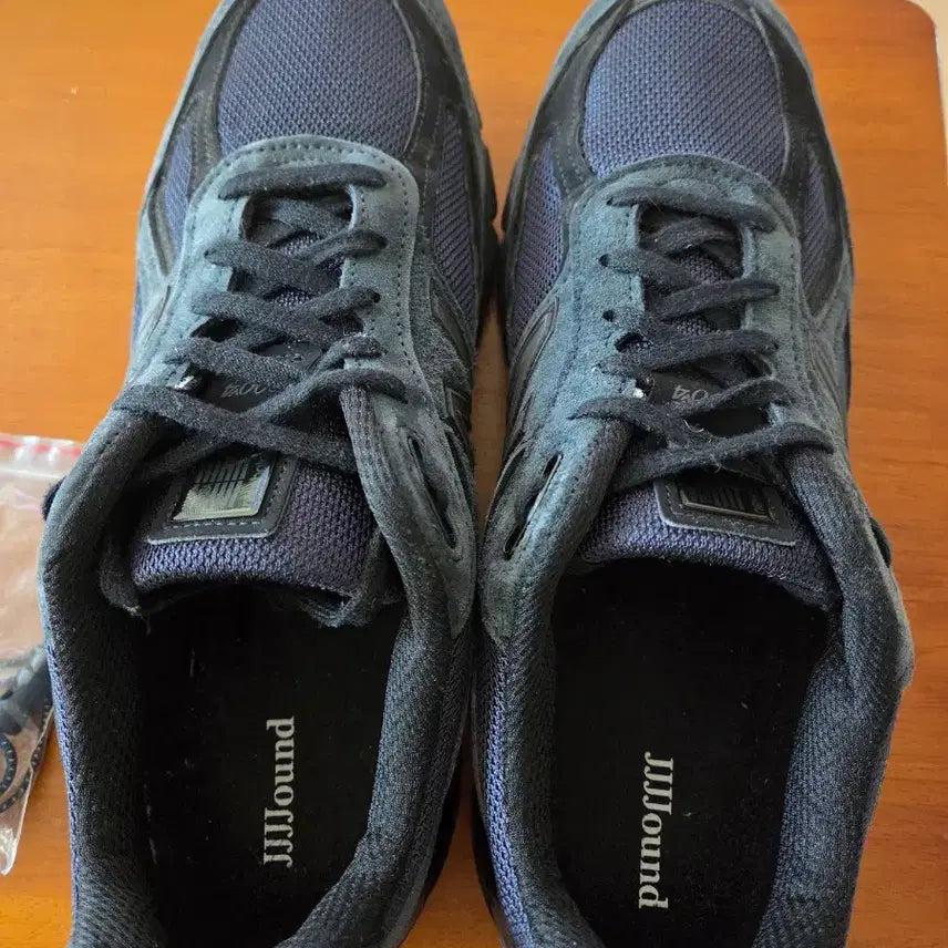 [BUNJANG] New Balance JOUND 990v4 Navy Sneakers / 뉴발란스 자운드 990v4 네이비 285