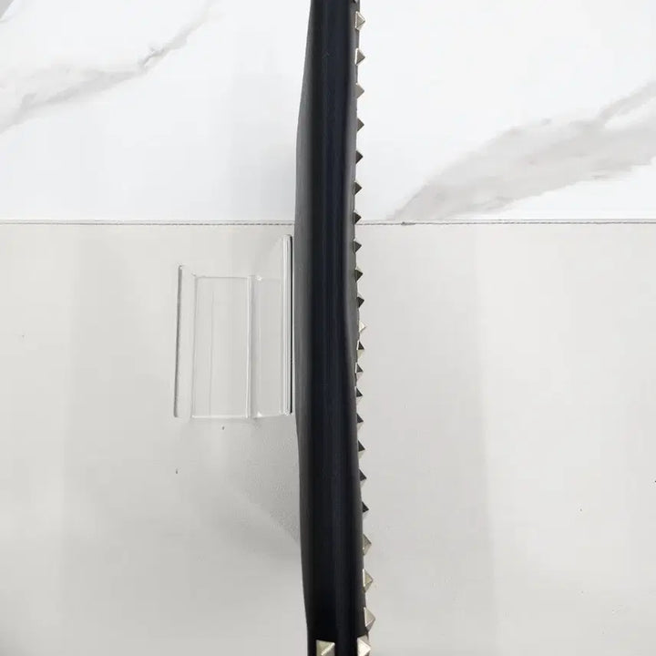 [BUNJANG] Valentino Rockstud Envelope Clutch Bag / 발렌티노 락스터드 엔벨롭 클러치백 QW1P0P56BOL