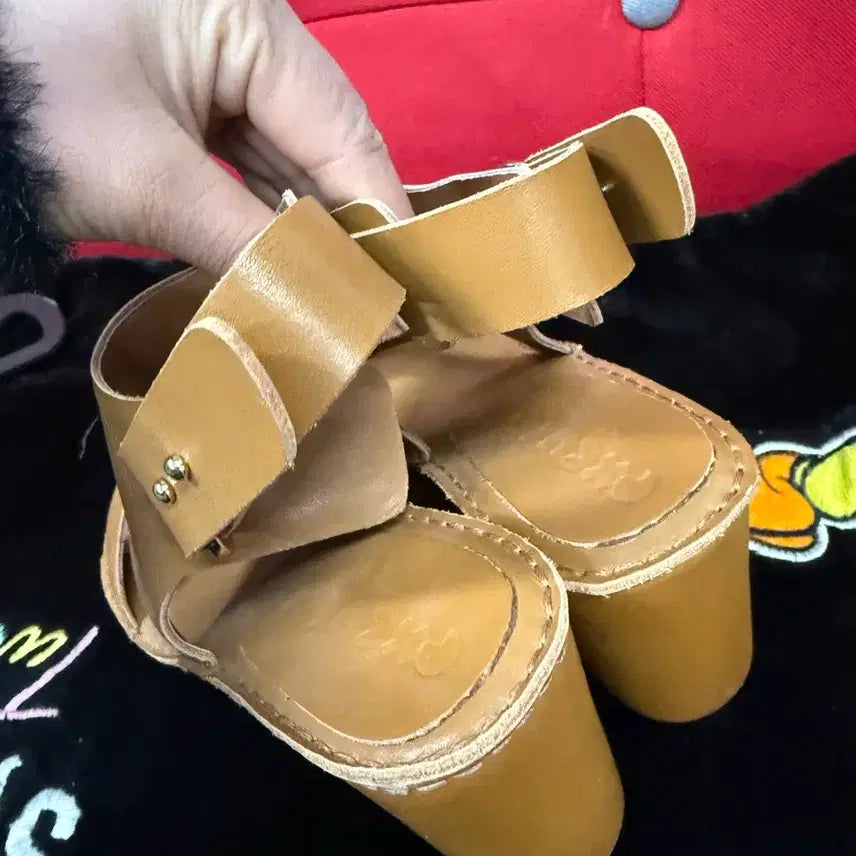 [BUNJANG] Suecomma Bonnie Sandals / 슈콤마보니 샌들