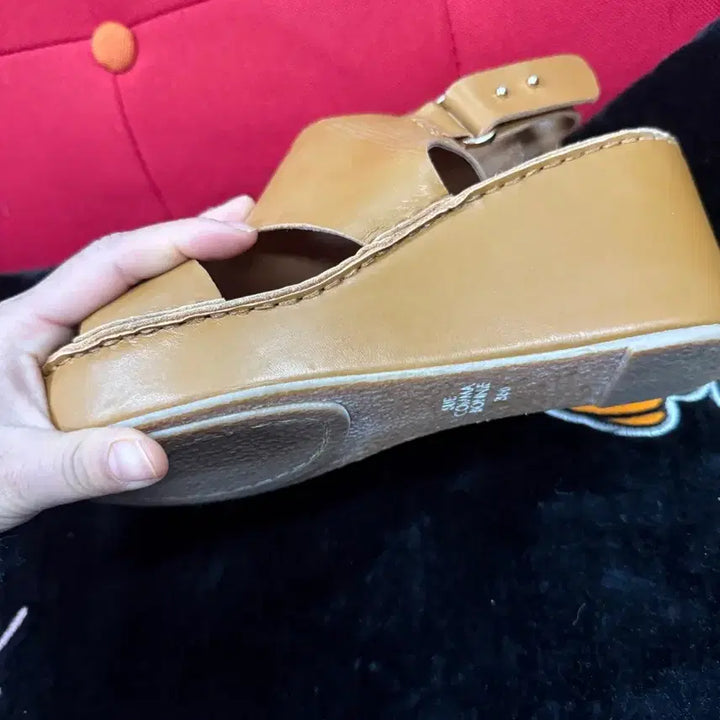 [BUNJANG] Suecomma Bonnie Sandals / 슈콤마보니 샌들