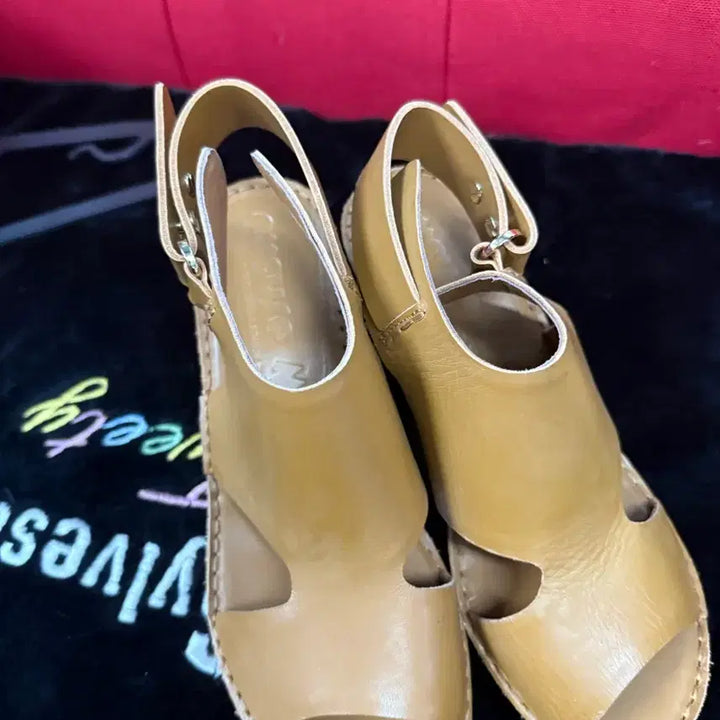 [BUNJANG] Suecomma Bonnie Sandals / 슈콤마보니 샌들