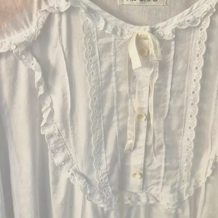 [BUNJANG] Hivense Lace Detail Pajamas / hivense 레이스 디테일 잠옷