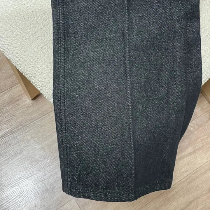 [SOLD OUT] (새상품)드로우핏 우먼 - 논 페이드 데님 슬랙스