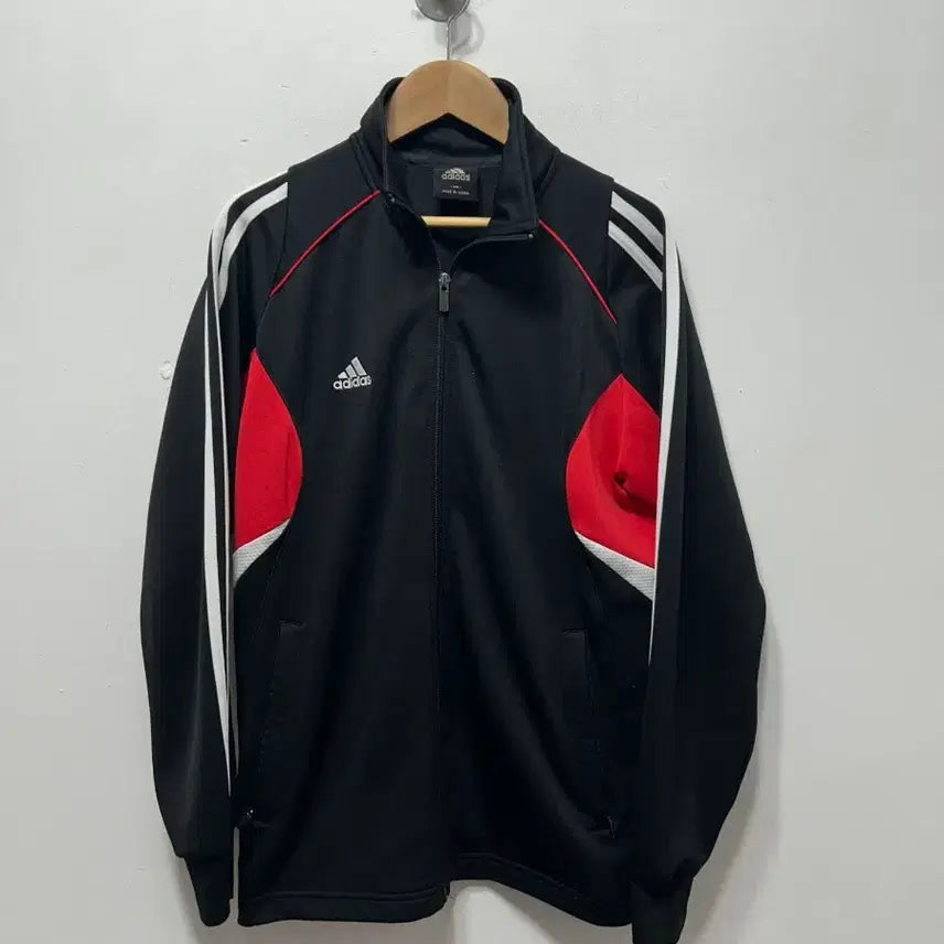 [BUNJANG] Adidas Tri-Stripe Training Zip-Up Jacket (Size S) / 아디다스 삼선 트레이닝 집업 자켓 90사이즈 S