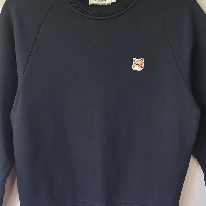 [SOLD OUT] 메종키츠네 S 폭스 헤드 패치 맨투맨. BK. A