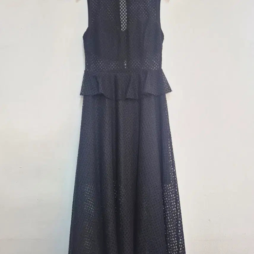 [BUNJANG] Sandro Black Mesh Cutout Sleeveless Dress Size 1 / 산드로 메쉬 컷아웃 슬리브리스 드레스 1사이즈