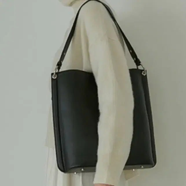 [BUNJANG] Ather &amp; Black Leather Hobo Shoulder Bag / 아더앤드 소가죽 호보백 숄더백 블랙