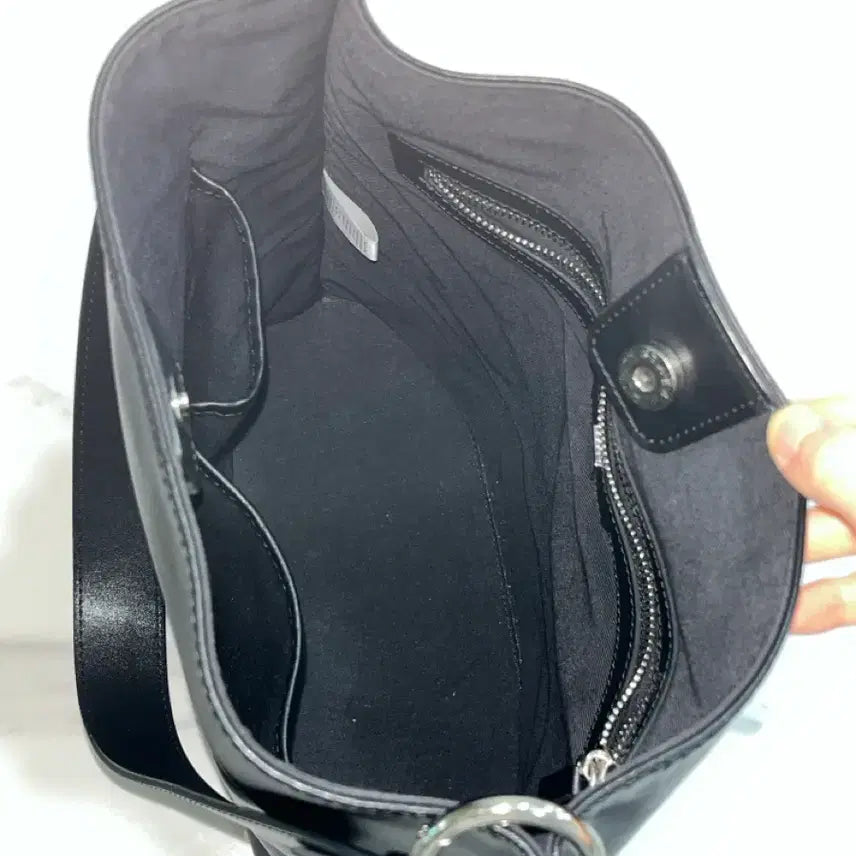 [BUNJANG] Ather &amp; Black Leather Hobo Shoulder Bag / 아더앤드 소가죽 호보백 숄더백 블랙