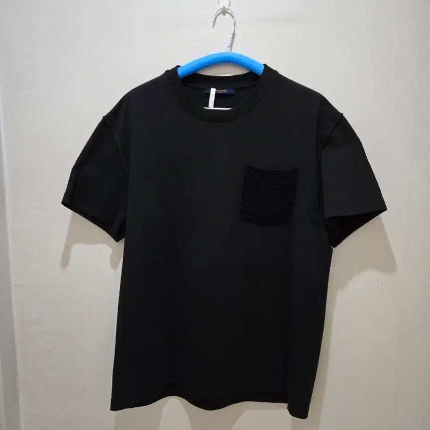[BUNJANG] Louis Vuitton Logo Pocket T-shirt / 루이비통 로고 포켓 반팔 L사이즈
