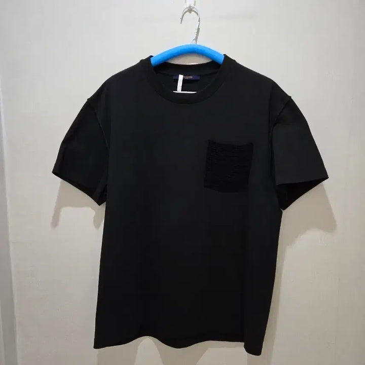 [BUNJANG] Louis Vuitton Logo Pocket T-shirt / 루이비통 로고 포켓 반팔 L사이즈