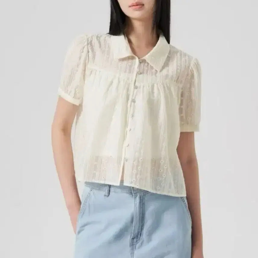 [BUNJANG] 8 Seconds Punched Embroidery Short Sleeve Blouse / 에잇세컨즈 펀칭 자수 반팔 블라우스