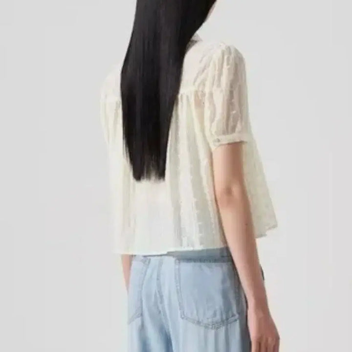 [BUNJANG] 8 Seconds Punched Embroidery Short Sleeve Blouse / 에잇세컨즈 펀칭 자수 반팔 블라우스